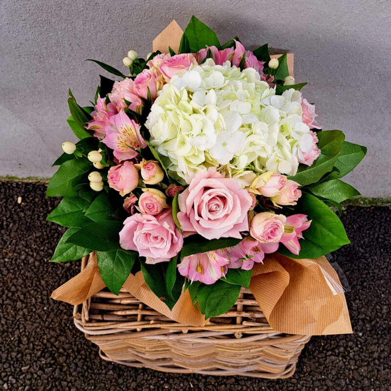 Bouquet rond en réserve d'eau – Image 3